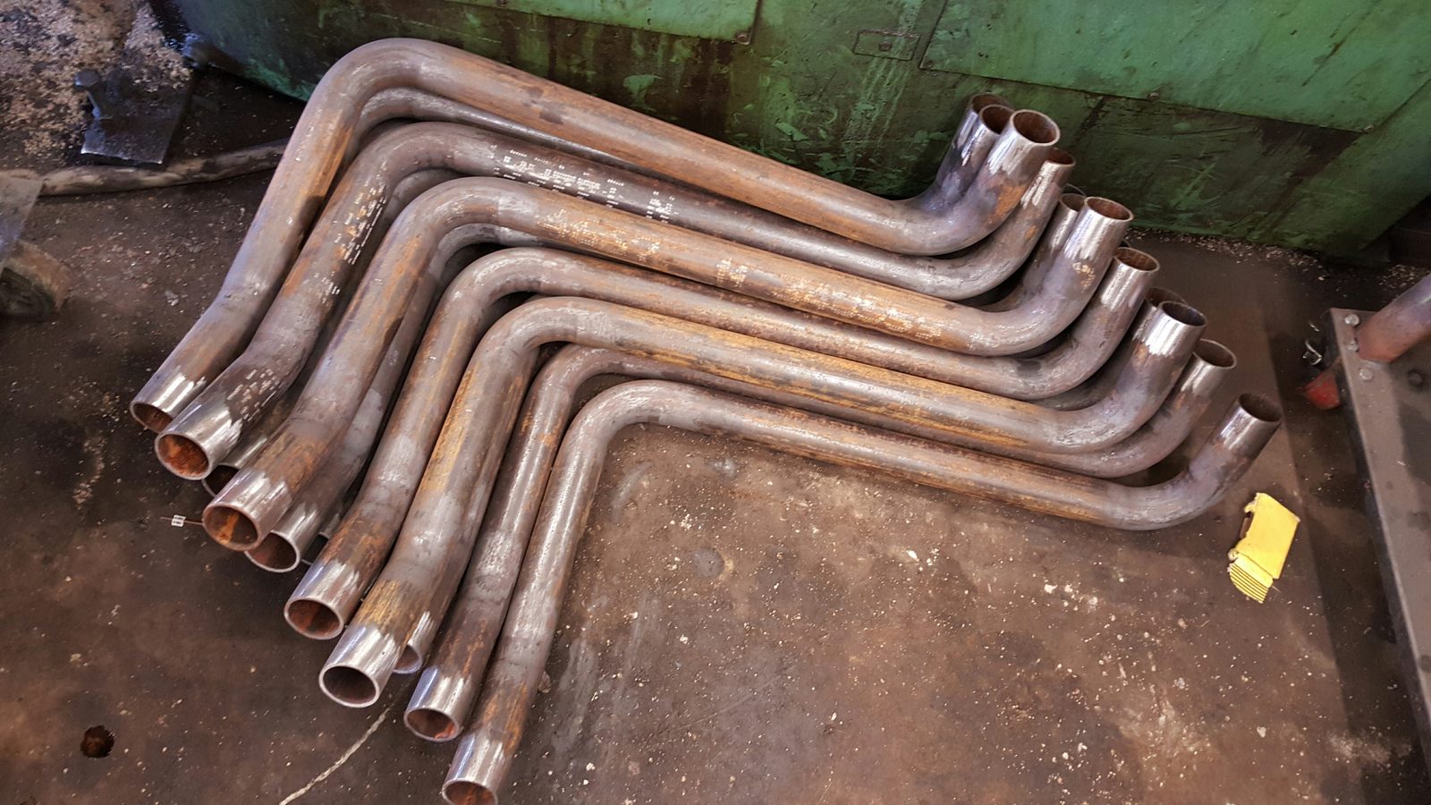 CNC pipe bending