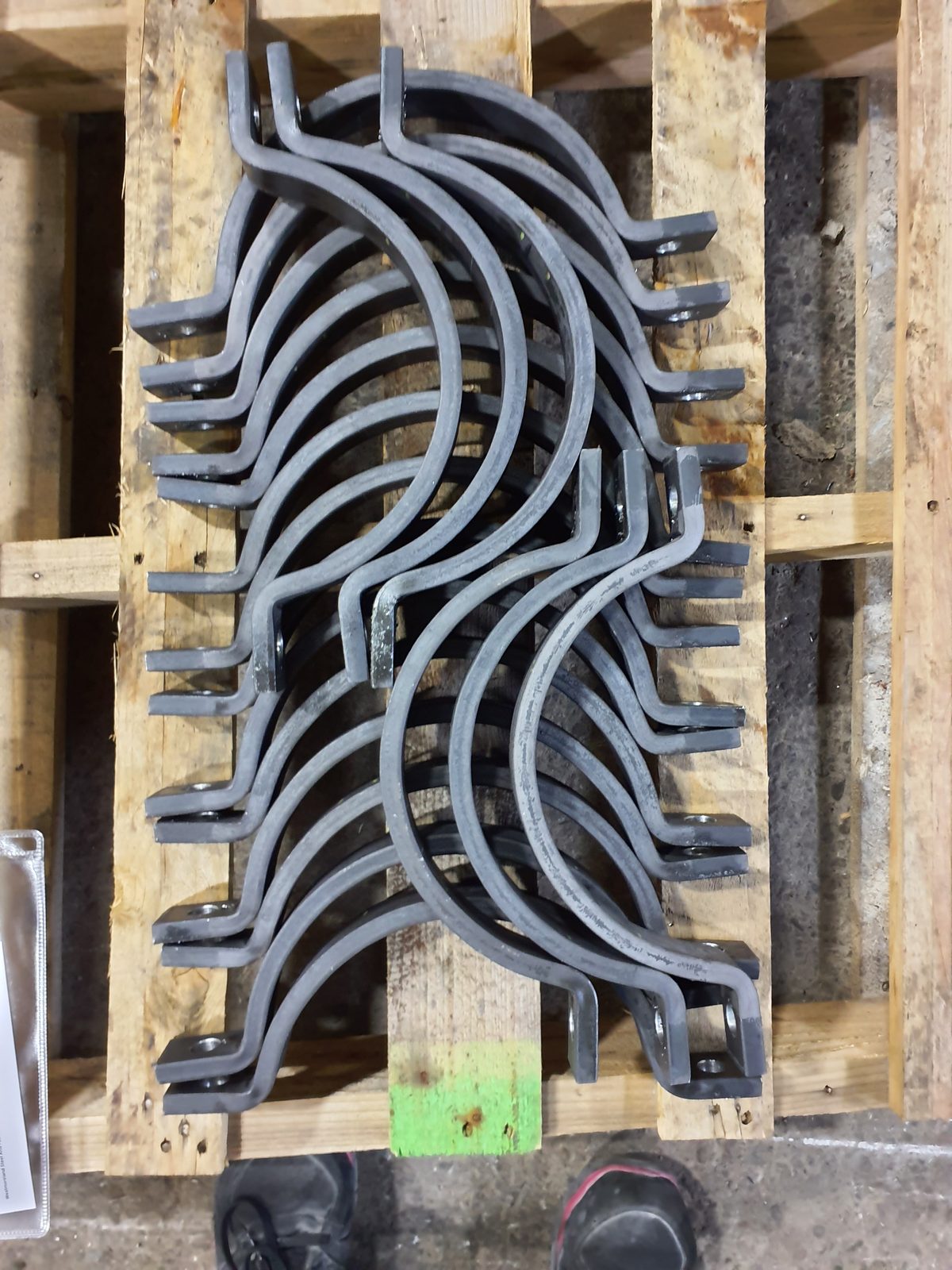 Brake-formed heavy steel pipe clamp halves