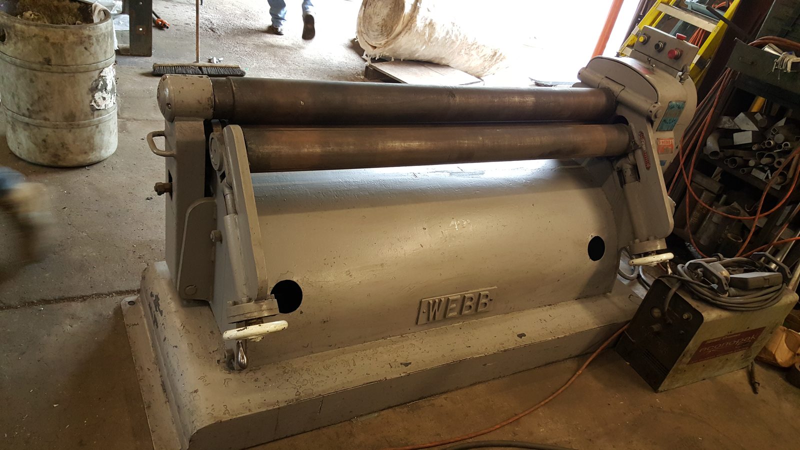 Plate rolling cylinders and cones